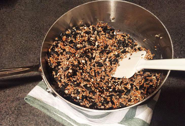 DIY Holiday Bird Seed Wreath Ingredients